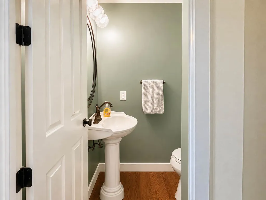 Bathrooms — Stay at Shire Lane