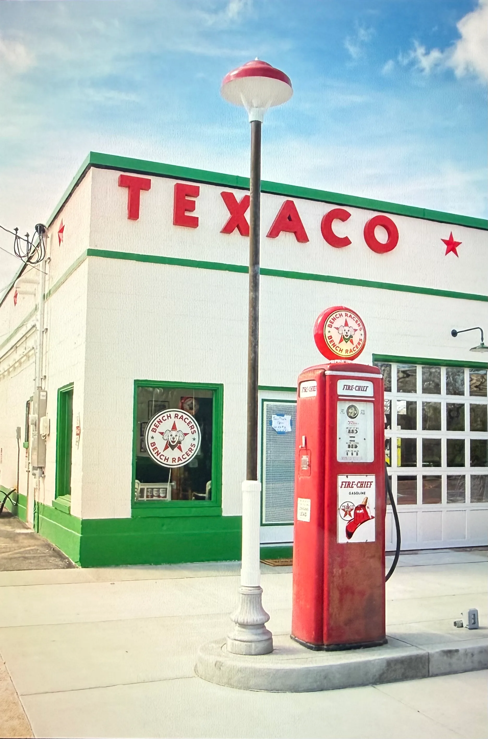 Big Mo's BBQ and Bench Racers in Frenchtown